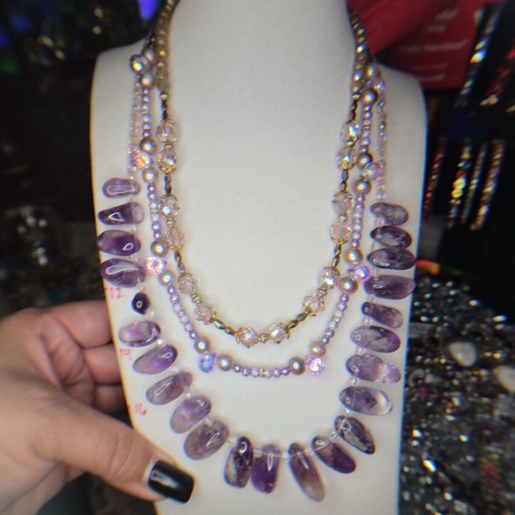 ARTISAN TRIPLE THREAT AMETHYST, PEARL & VINTAGE CRYSTAL STATEMENT NECKLACE - Picture 5 of 9